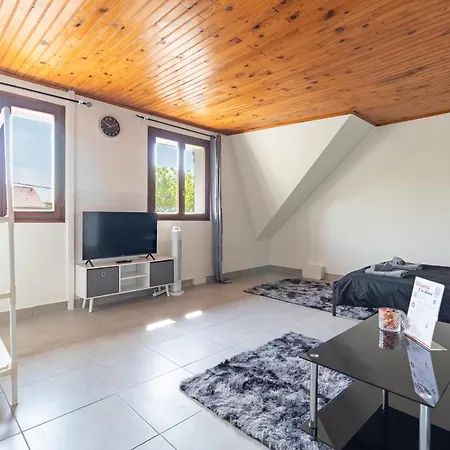 Apartment Duplex Charme - 20 Min Paris & Proche Gare